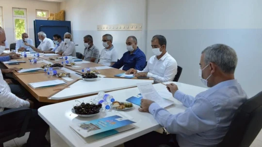 Başkan Çınar, mahallelerin tanıtım ve kültür çalışma grubu toplantısına katıldı