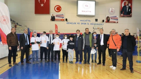 Başkan Güder'den down sendromlu çocuklara özel ilgi