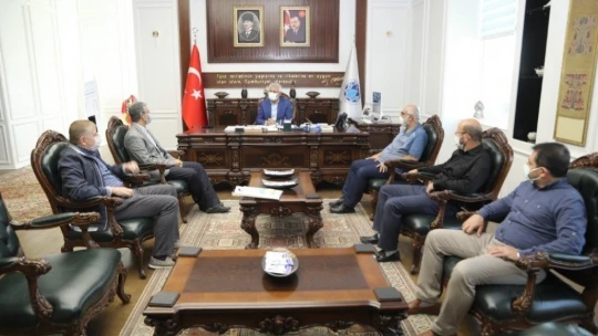 Başkan Güder'den insani yardım çağrısı