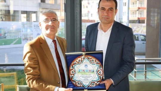 Başkan Güder, esnaf ve oda başkanlarıyla bir araya geldi