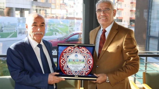 Başkan Güder, esnaf ve oda başkanlarıyla bir araya geldi