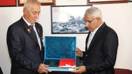 Başkan Güder, gazilerle bir araya geldi