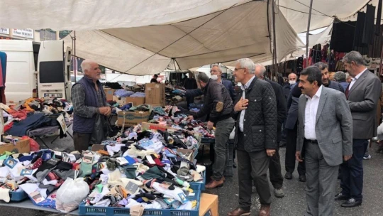 Başkan Güder, pazarcı esnaflarını ziyaret etti