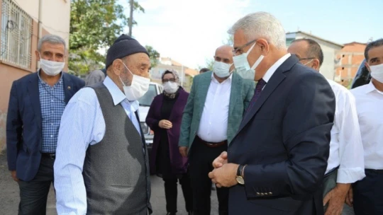 Başkan Güder yaşlıları unutmadı
