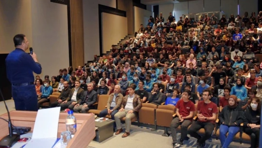 Başkan Gürkan'dan Kitap Fuarına övgü