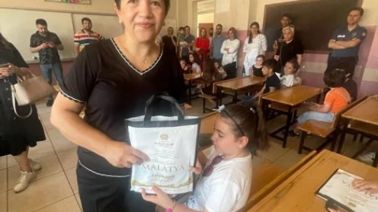 Başkan Gürkan, öğrencilerin taleplerin geri çevirmedi