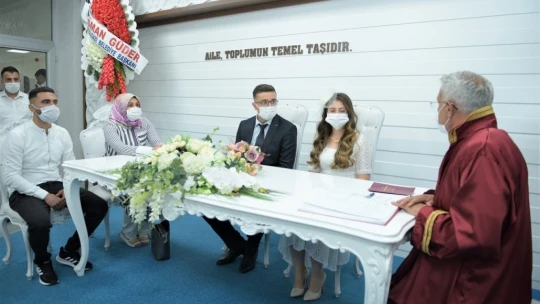 Battalgazi'de  bin 58 çift evliliğe 'evet' dedi