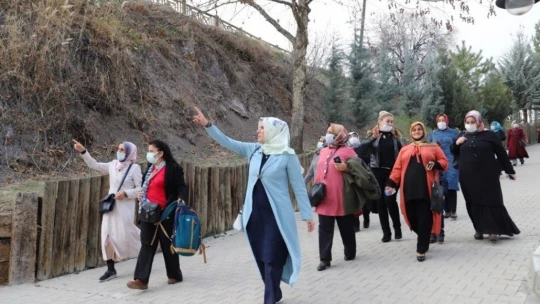 Battalgazi'de başarılı kursiyerler İspendere'yi gezdi