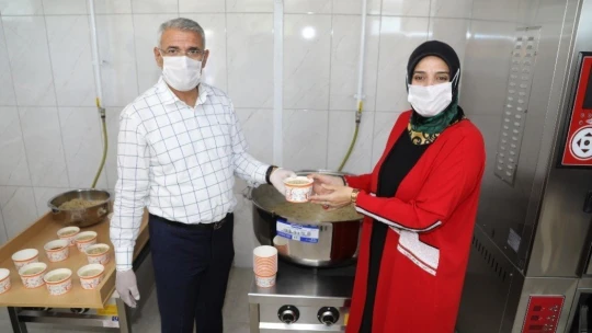 Battalgazi'de tedbirli aşure ikramı