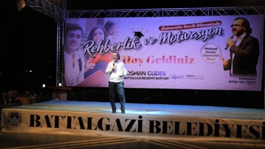 Battalgazi'de yazar Aslanhan, gençlerle buluştu