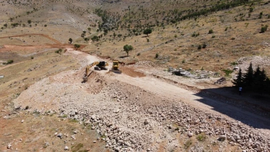 Battalgazi'de yeni yol açma çalışmaları sürüyor