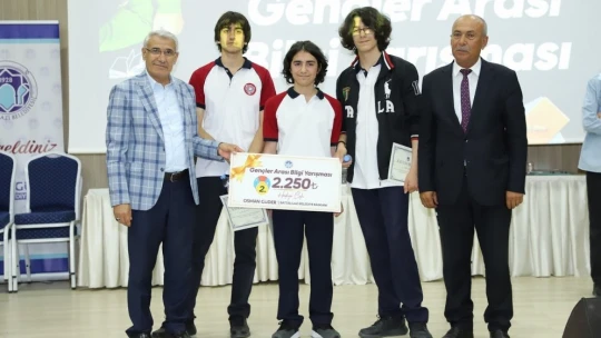 Battalgazi'deki bilgi yarışması büyük finalle sona erdi