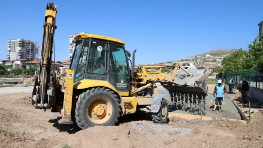 Battalgazi'deki gül bahçesinin yüzde 75'i tamamlandı