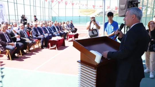 Battalgazi'deki spor sahaları törenle hizmete açıldı