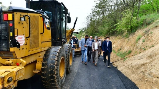 Batuhan için yollar asfaltlanıyor