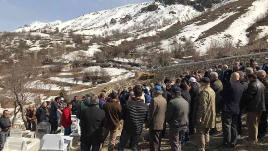 Belediye Meclis üyesi Akşahin son yolculuğuna uğurlandı
