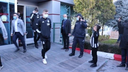 Beşiktaş'a Malatya'da coşkulu karşılama