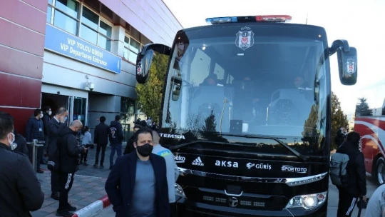Beşiktaş'a Malatya'da coşkulu karşılama