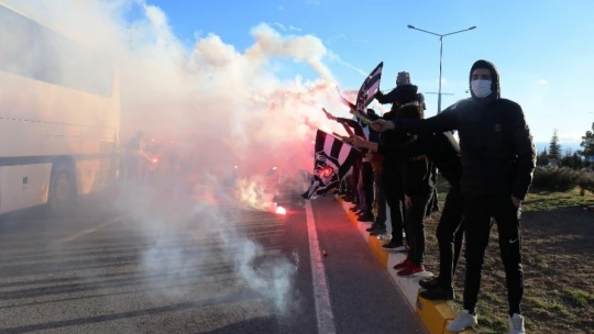Beşiktaş'a Malatya'da coşkulu karşılama
