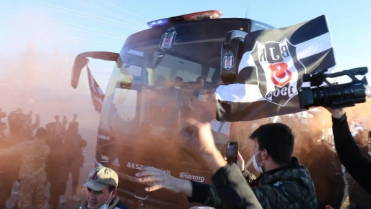 Beşiktaş'a Malatya'da coşkulu karşılama