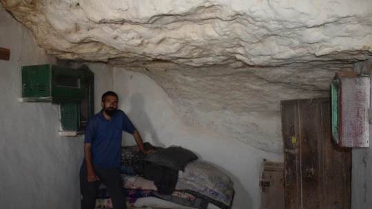 Bin 700 metre yükseklikteki mağara evler ilgi odağı oldu