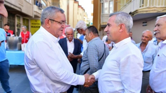 Binlerce vatandaşa aşure ikramı