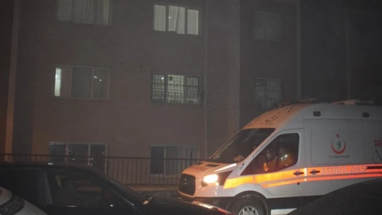 Bir gün önce hastaneye kaldırılan 51 yaşındaki şahıs evinde hayatını kaybetti