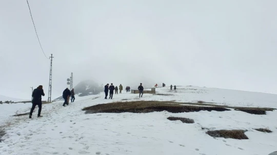 Askeri helikopterin düştüğü bölgede çalışmalar devam ediyor