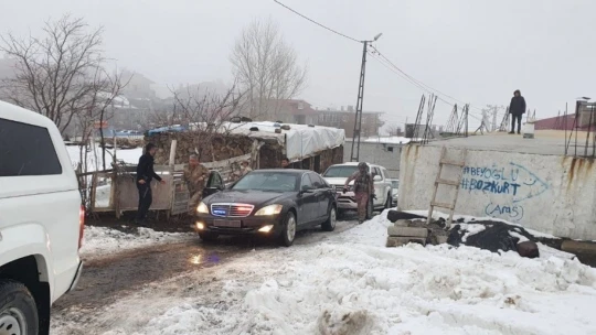 Askeri helikopterin düştüğü bölgede çalışmalar devam ediyor