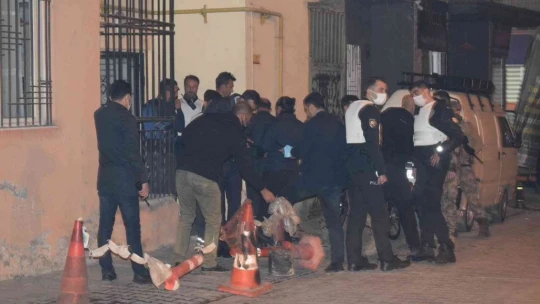Boşanma aşamasındaki eşi ve çocuklarına korku dolu anlar yaşattı