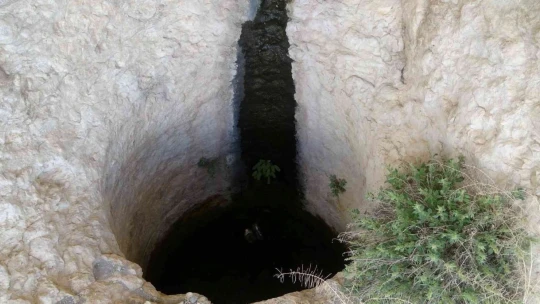 Bu mağara binlerce yıldır gizemini koruyor