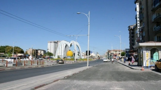 Buhara bulvarındaki kavşağa düzenleme