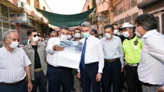 Büyük Şire Pazarı için sosyal mesafe uyarısı