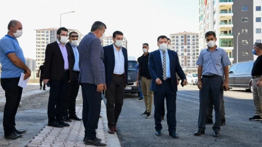 Çiftlik Caddesinde asfalt sevinci