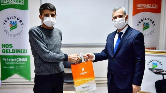 Çınar, gençlerin taleplerini dinledi