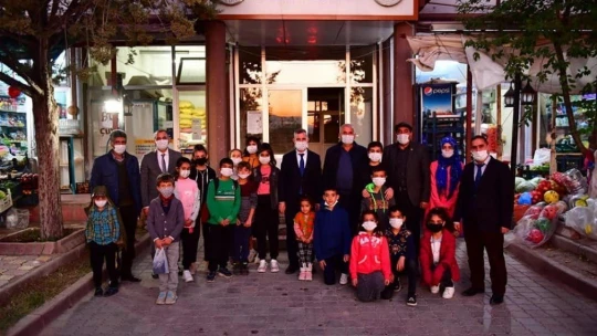 Çınar, gençlerin taleplerini dinledi