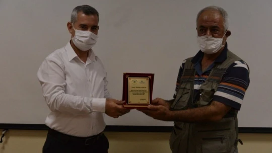 Çınar sertifika törenine katıldı