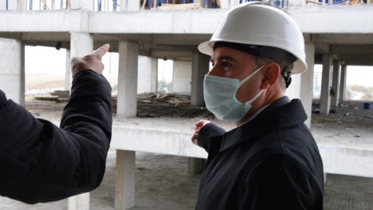 Çınar, yeşil Topsöğüt konutlarında incelemelerde bulundu