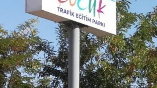 Çocuk parkına Mersedes Kadir'in ismi verildi