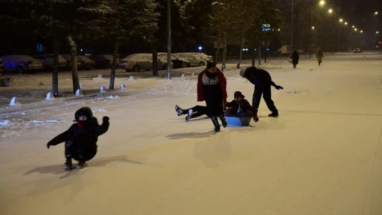 Çocuklar karın keyfini çıkardı