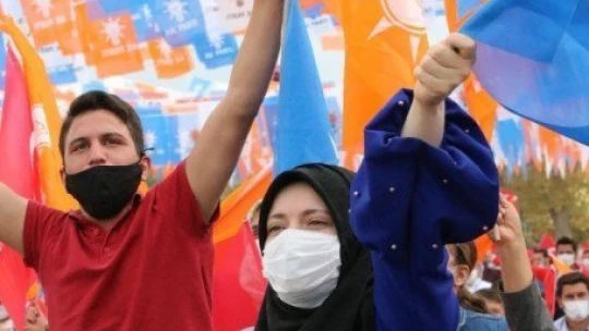 Cumhurbaşkanı Erdoğan'dan Macron ve Wilders'e sert tepki