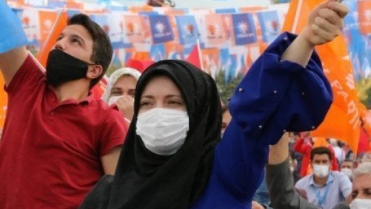 Cumhurbaşkanı Erdoğan'dan Macron ve Wilders'e sert tepki