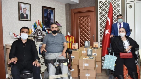 Dağdeviren'den engellilere örnek davranış