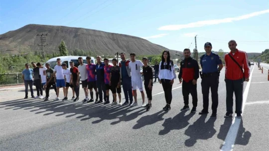 Darende'de öğrenciler madalya için  ter döktü