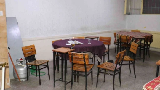 Dayısı tabancayla karnından vurdu