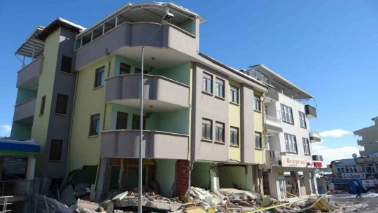 Deprem Doğanşehir'de 140 kişinin ölümüne neden oldu