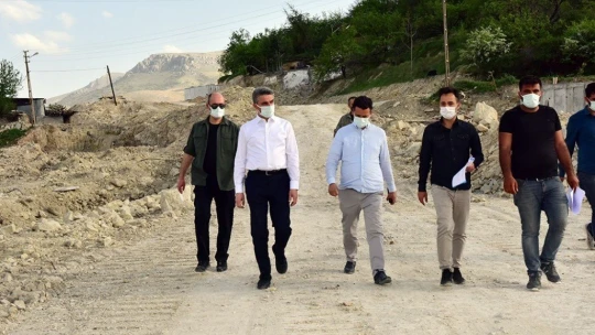 Deprem konutları için yol bağlantısı