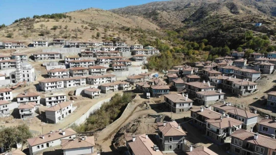 Deprem sonrası Doğanyol yeniden inşa edildi