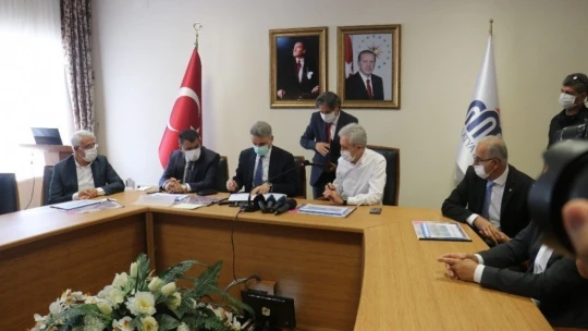 Deprem sonrası Malatya'da yeni okul atağı