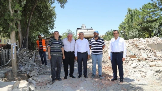 Orduzu Belediye Binası yıkıldı